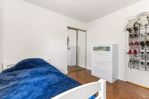 Bedroom - 687 Natalie Dr, Windsor, CA 95492 photo 6 of 8