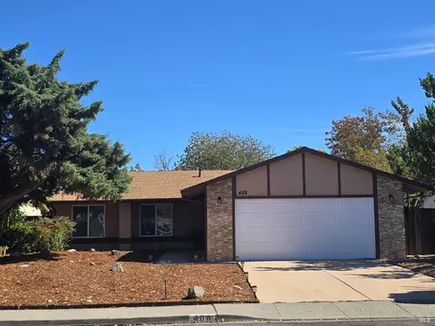 488 Edwin Dr, Vacaville, CA 95687