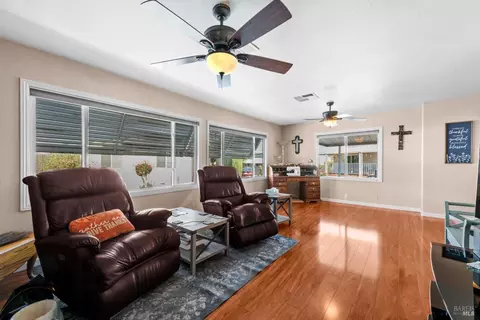 174 Lemon Tree Cir, Vacaville, CA 95687 photo 9