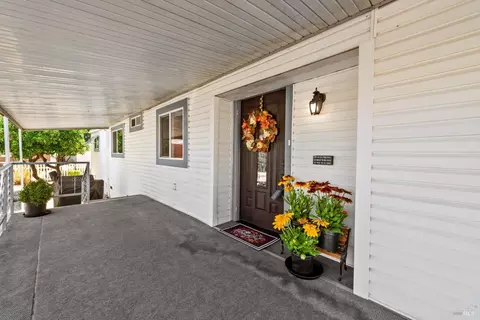 174 Lemon Tree Cir, Vacaville, CA 95687 photo 2