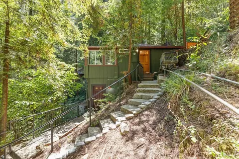 17900 Santa Rosa Ave, Guerneville, CA 95446