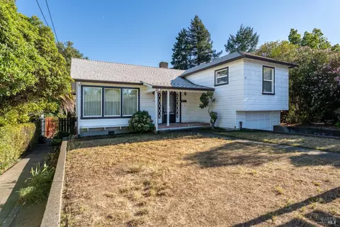 403 W Mill St, Ukiah, CA 95482