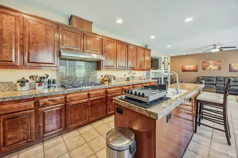 Kitchen - 8453 Trione Cir, Windsor, CA 95492 photo 4 of 5