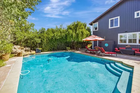 Exterior - 8453 Trione Cir, Windsor, CA 95492 photo 4 of 14