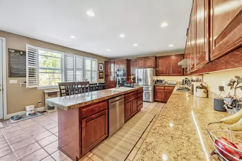 Kitchen - 8453 Trione Cir, Windsor, CA 95492 photo 5 of 5