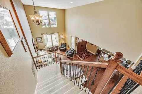 Entry Way - 8453 Trione Cir, Windsor, CA 95492 photo 5 of 6