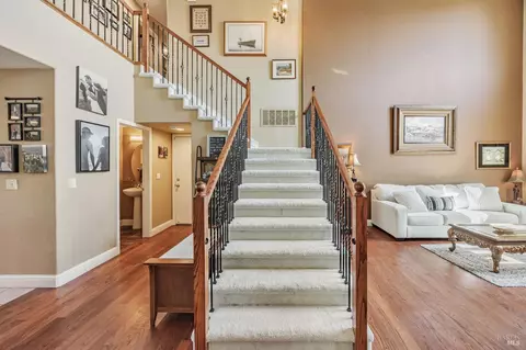 Entry Way - 8453 Trione Cir, Windsor, CA 95492 photo 3 of 6