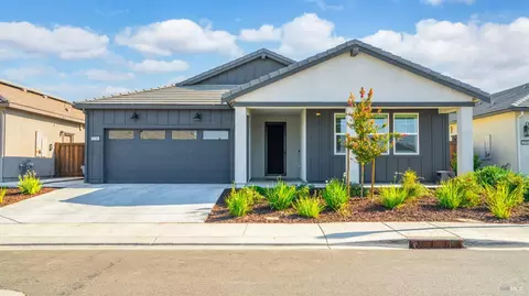 2145 Prairie Way, Dixon, CA 95620
