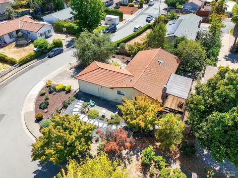 13 Margory Ct, Novato, CA 94947