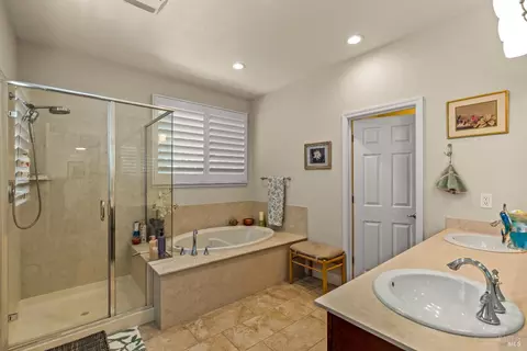 2260 Eva St, Napa, CA 94559 photo 17