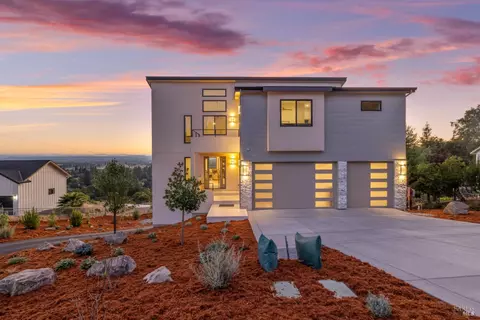 5095 Knollwood Ct, Santa Rosa, CA 95403