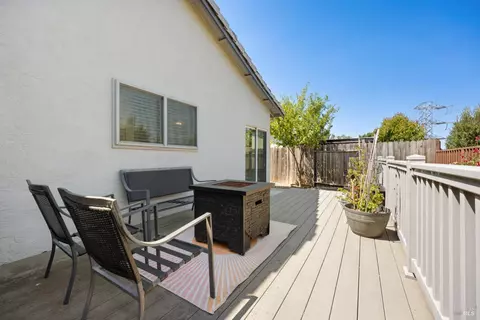 Exterior - 310 Sunrise Way, Vallejo, CA 94591 photo 7 of 8