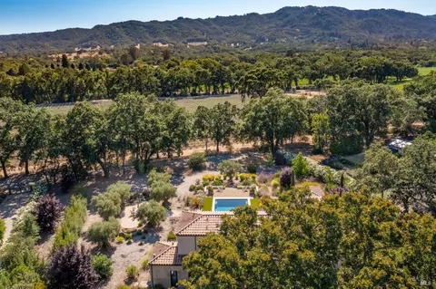 280 Serres Dr, Sonoma, CA 95476 photo 3