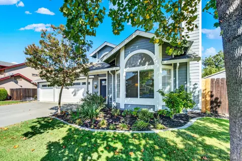 Exterior - 230 Fuller Ln, Dixon, CA 95620 photo 2 of 10