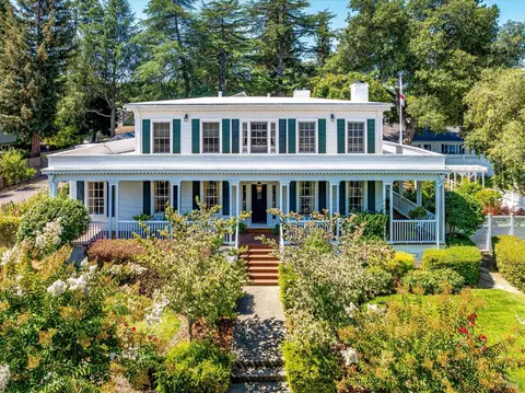 2389 Chad Ct, Napa, CA 94558
