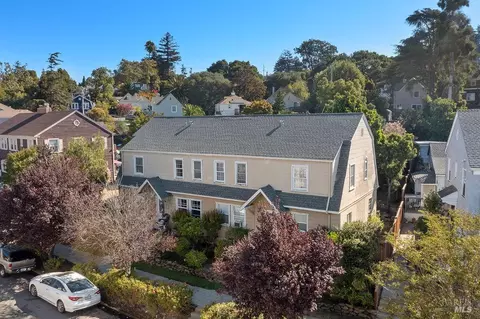 Exterior - 32 Daniels Ave, Vallejo, CA 94590 photo 2 of 10