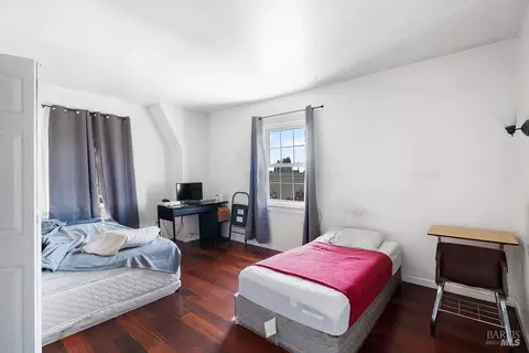 Bedroom - 32 Daniels Ave, Vallejo, CA 94590 photo 5 of 7