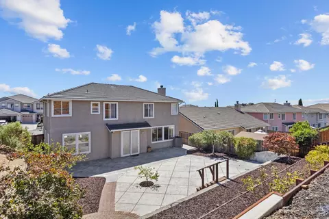 Exterior - 6844 Sunriver Ln, Vallejo, CA 94591 photo 5 of 5
