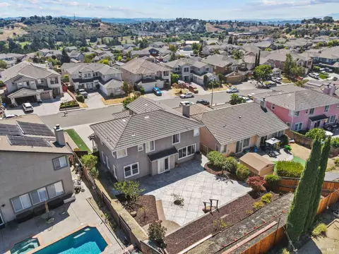View/Area - 6844 Sunriver Ln, Vallejo, CA 94591 photo 1 of 5