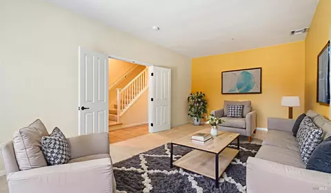 Living - 7006 Santero Way, Cotati, CA 94931 photo 2 of 4