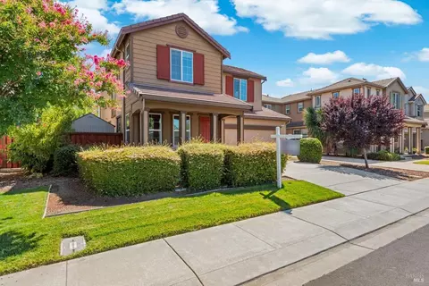 207 Beard St, Vacaville, CA 95688 photo 4