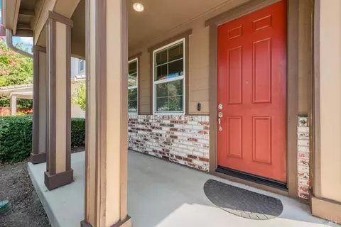 207 Beard St, Vacaville, CA 95688 photo 5