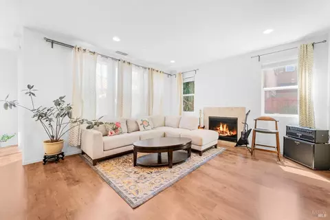 207 Beard St, Vacaville, CA 95688 photo 6