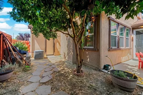 207 Beard St, Vacaville, CA 95688 photo 40