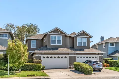 5 Bay Point Village Dr, San Rafael, CA 94901