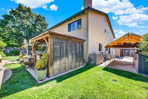 Exterior - 960 Suffolk Way, Fairfield, CA 94533 photo 19 of 36