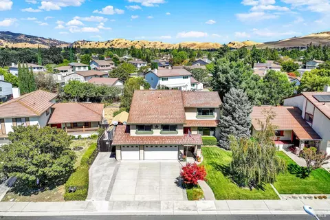 View/Area - 960 Suffolk Way, Fairfield, CA 94533 photo 1 of 5