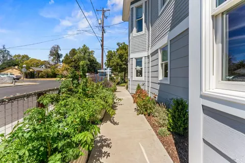 Other - 1533 G St, Napa, CA 94559 photo 6 of 8
