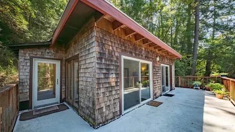 15 Mountain View Ave, Lagunitas, CA 94938