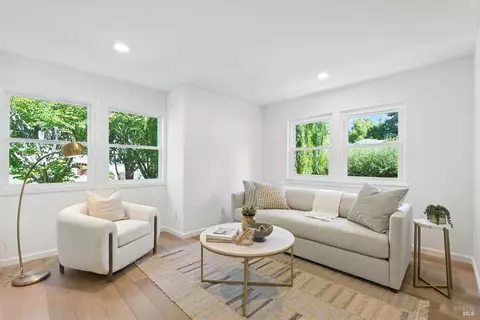 115 Cascade Dr, Fairfax, CA 94930 photo 8