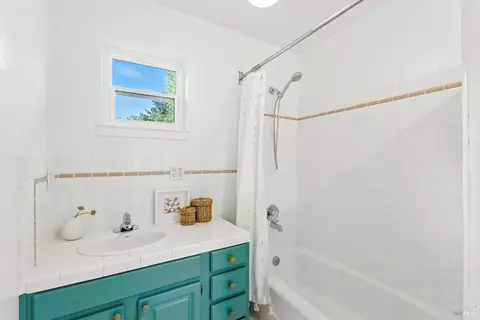 115 Cascade Dr, Fairfax, CA 94930 photo 22