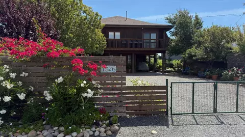 1576 Milton Rd, Napa, CA 94559