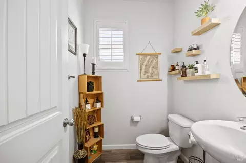 1407 Eucalyptus Dr, Vallejo, CA 94591 photo 20