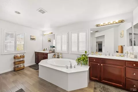 1407 Eucalyptus Dr, Vallejo, CA 94591 photo 27
