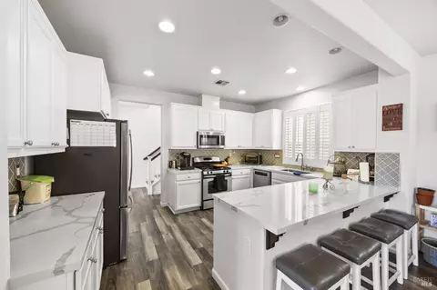1407 Eucalyptus Dr, Vallejo, CA 94591 photo 15