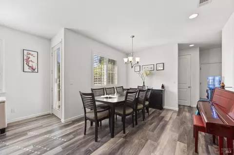 1407 Eucalyptus Dr, Vallejo, CA 94591 photo 9