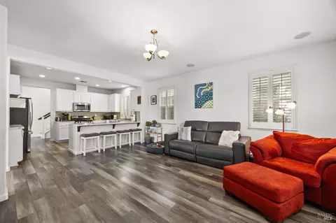 1407 Eucalyptus Dr, Vallejo, CA 94591 photo 17