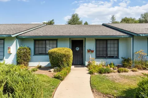40411 Live Oak Dr, Oakhurst, CA 93644 photo 4
