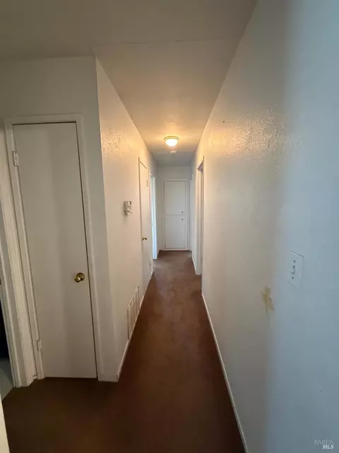 Entry Way - 760 E Atlantic Ave, Fairfield, CA 94533 photo 1 of 1