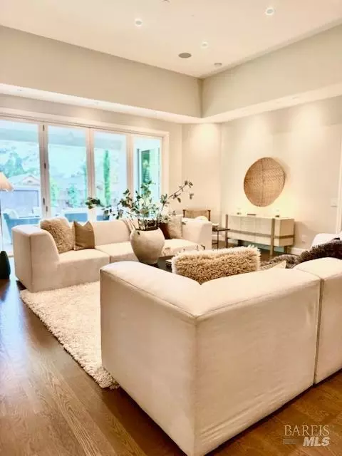 1040 5th St E, Sonoma, CA 95476 photo 5