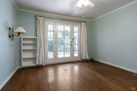 Bedroom - 127 Hill Dr, Vallejo, CA 94590 photo 6 of 7