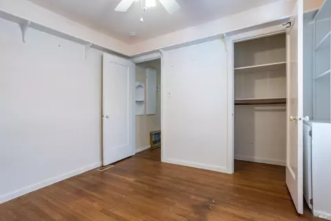 Bedroom - 127 Hill Dr, Vallejo, CA 94590 photo 4 of 7