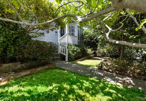 127 Hill Dr, Vallejo, CA 94590