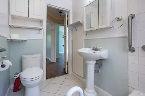 Bath - 127 Hill Dr, Vallejo, CA 94590 photo 2 of 2