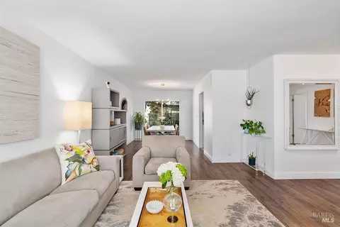Living - 1412 Granada St, Vallejo, CA 94591 photo 1 of 2