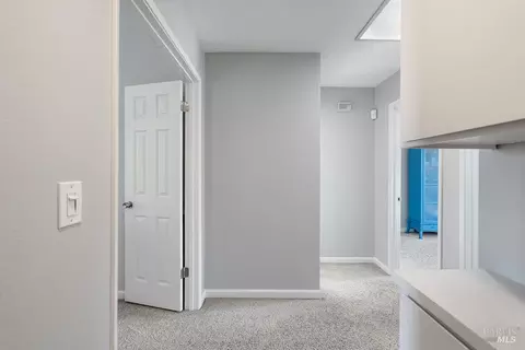 Entry Way - 1412 Granada St, Vallejo, CA 94591 photo 7 of 9
